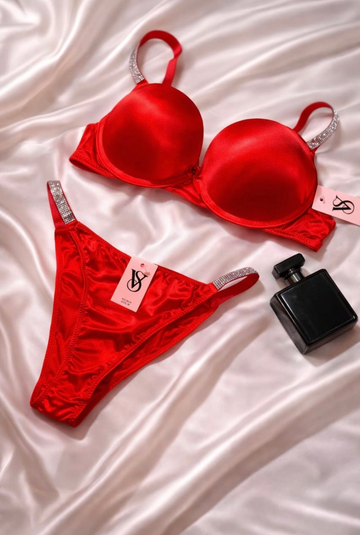 Luxury Bra & Panty Set – Premium Comfort & Elegant Design