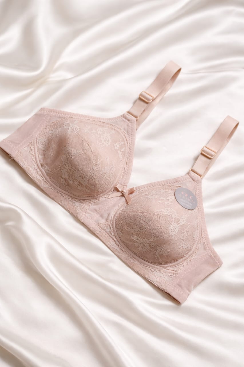 Lightly Padded Bra – Soft, Comfortable & Perfect Fit