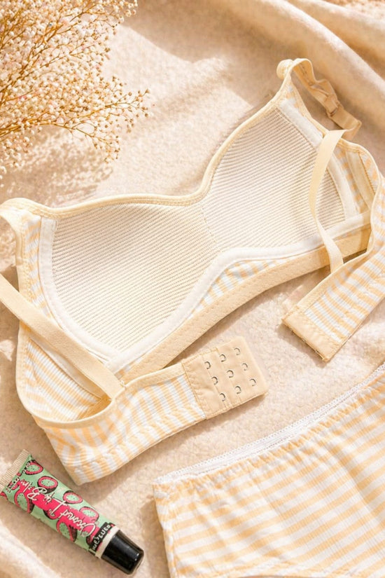 Stylish Lightly Padded Bra & Panty Set