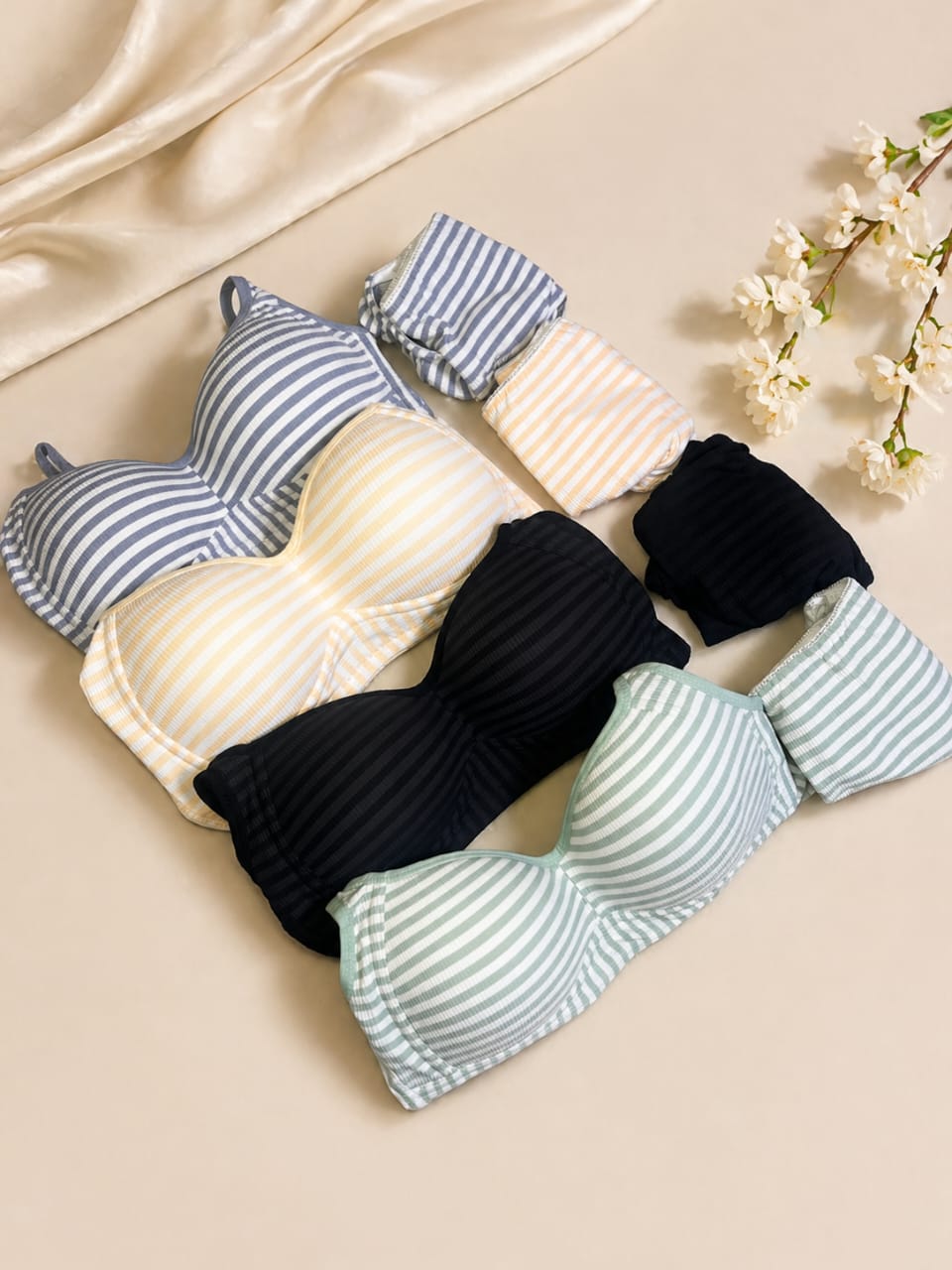 Stylish Lightly Padded Bra & Panty Set